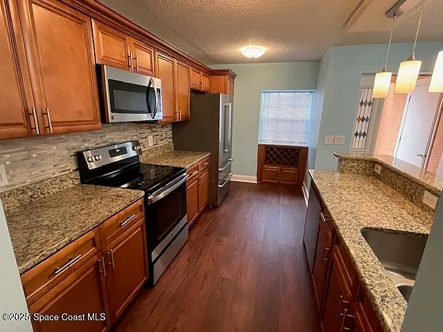 2 bed, 2.0 bath, 1454 sqft, $1,750 — Photo 4