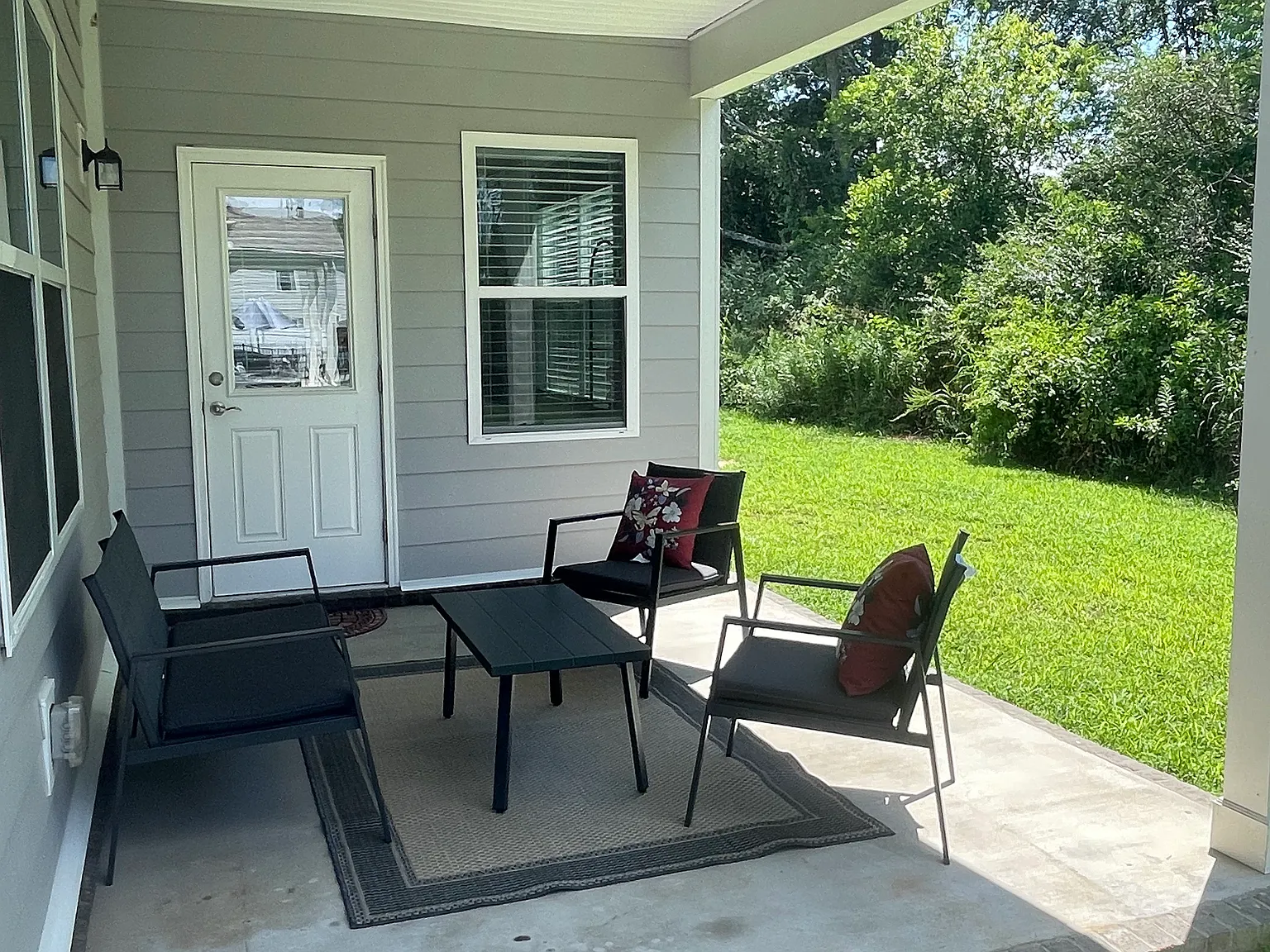 3 bed, 1842 sqft, $2,990 — Photo 4