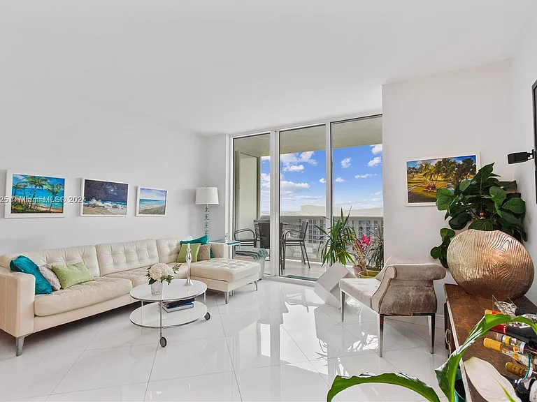 1830 S Ocean Dr #UP5010 — Photo 4