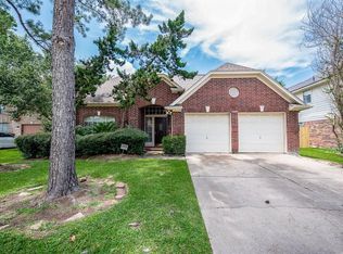 15618 Valley Creek Dr, Houston, TX 77095