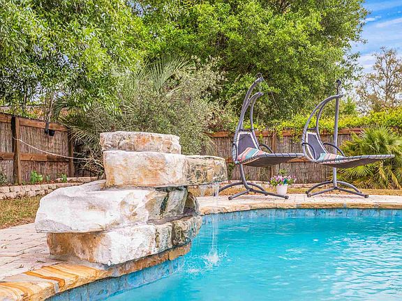 4th image of 5903 Ashton Woods Cir
