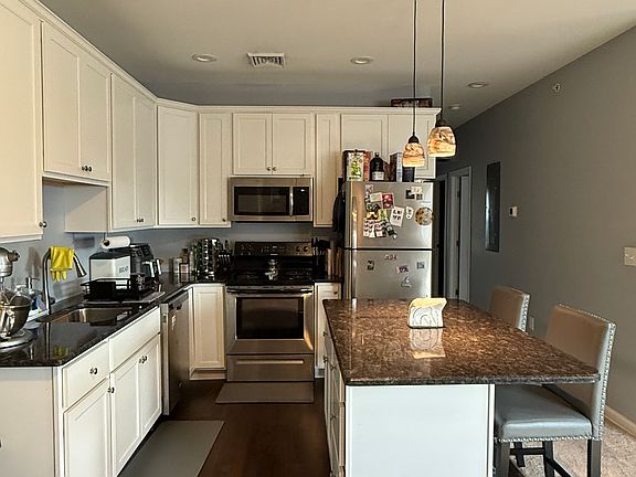 2nd image of 180 Spring St Unit 5