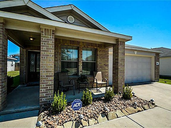 2nd image of 2730 Mustang Hill Ln