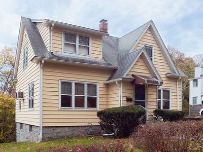 8 Hermitage Ln, Worcester, MA, 01605