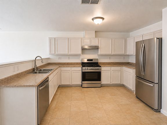 4th image of 7349 Silver Dawn Dr