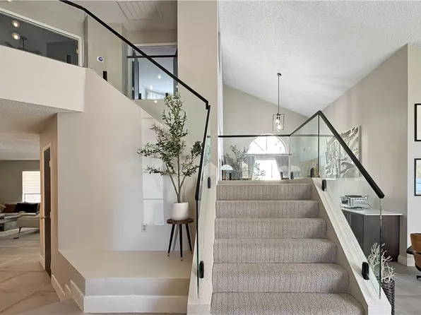 9440 Abalone Way, Las Vegas, NV 89117