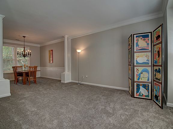 5th image of 2519 Camata Way