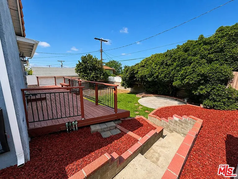 2859 N Brighton St — Photo 10