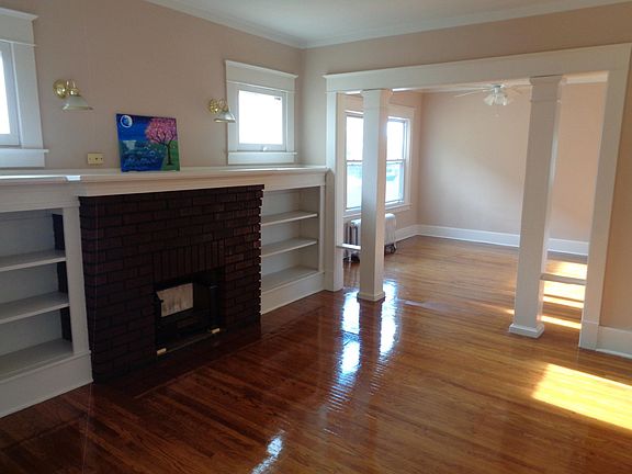 4th image of 182 Villa Ave