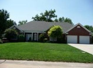 333 Bradington Dr, Columbia, IL 62236