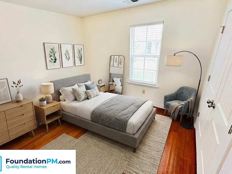 1314 Crosstown Ct — Photo 14