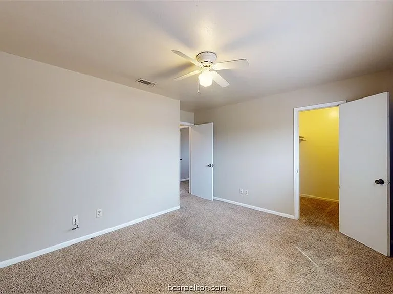 2807 Longmire Dr #B — Photo 17