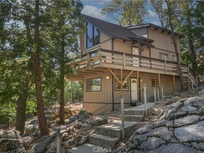 324 Pioneer Rd, Lake Arrowhead, CA, 92352