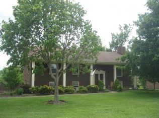 415 Coldstream Dr, Danville, KY 40422