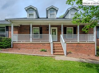 8663 State Highway 194 N, Todd, NC 28684