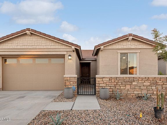 3rd image of 40885 W HALEY Drive