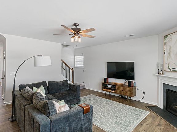 4th image of 128 Neill Estate Ln