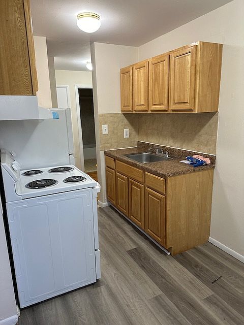1st image of 88 Montreal Ave #1