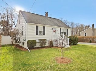 29 Reeds Ln, Holbrook, MA 02343