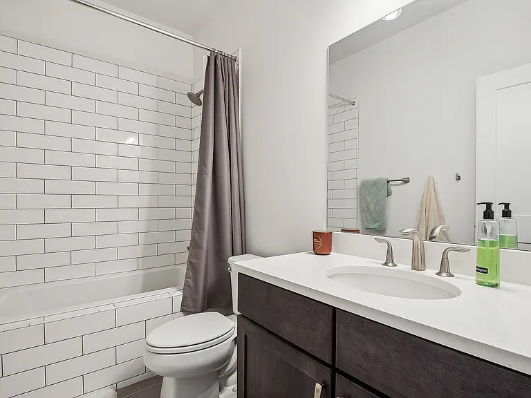 11921 N Shoreline Dr — Photo 12