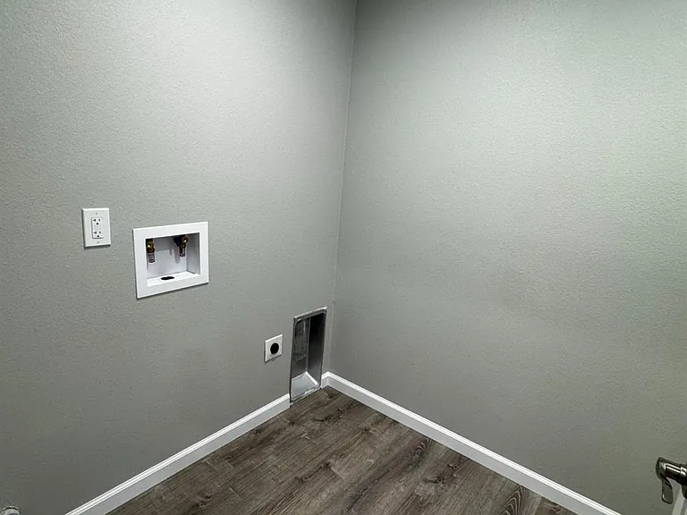 4832 N Fruit Ave — Photo 13
