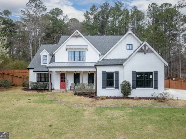 1009 Davenport Cir, Powder Springs, GA 30127