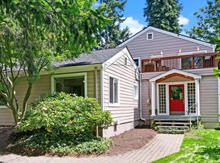 11550 36th Ave NE, Seattle, WA 98125