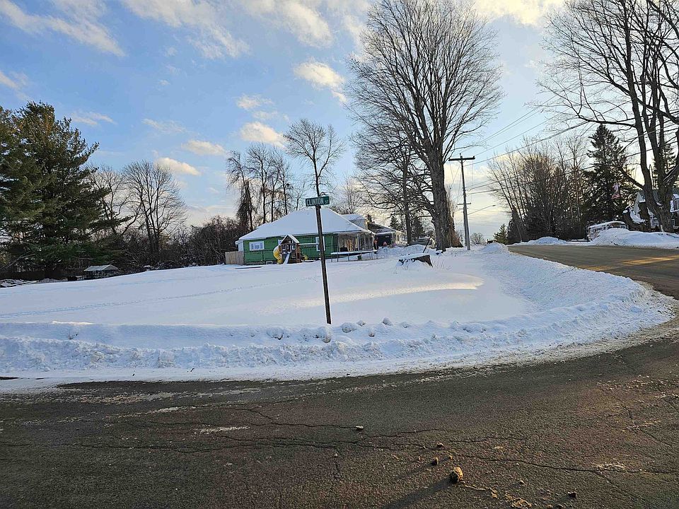 1st image of Clinton St