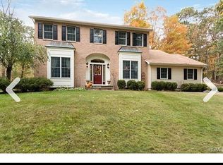 21 Indian Hill Dr, Warwick, NY 10990