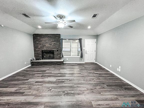 5th image of 303 Mission Arch Dr