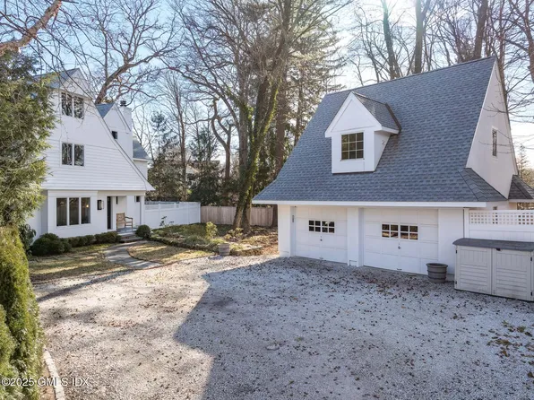 14 Tyler Ln, Riverside, CT 06878