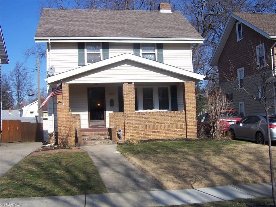 1st image of 253 Roosevelt Ave