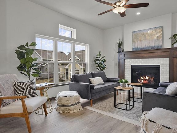 5th image of 48 Windflower Way