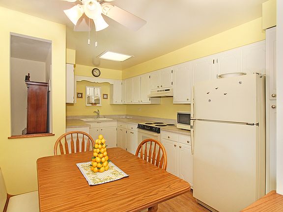 4th image of 4248 Saratoga Ave APT 206