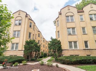 417 Wisconsin Ave APT 3E, Oak Park, IL 60302