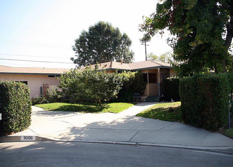 1st image of 1056 E Thelborn St