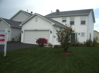 1748 S Hamlin Ln, Round Lake, IL 60073