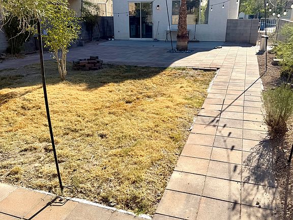 3rd image of 3936 Gold Point St