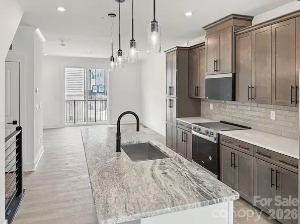 3648 S Tryon St #26, Charlotte, NC 28217