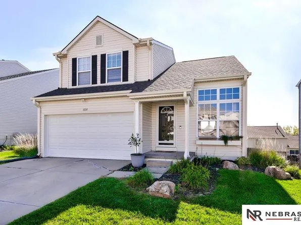 11211 Hanover St, Omaha, NE 68142