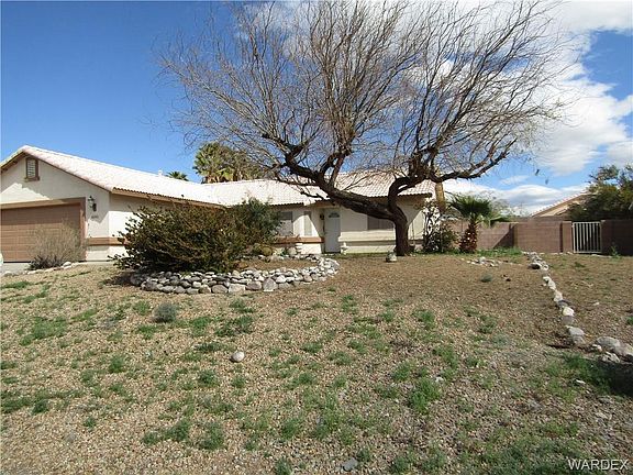 2nd image of 4040 S Jenny Dr