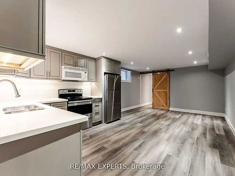 2 Hyde Ave #BASEMENT — Photo 16