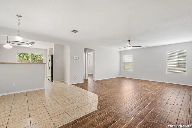 25252 Cambridge Wl — Photo 5