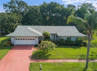 1962 SE Erwin Rd, Port Saint Lucie, FL 34952