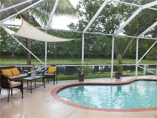 2nd image of 4419 Foxtail Ln