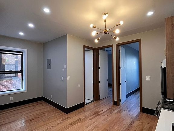 5th image of 21 Reed St #15