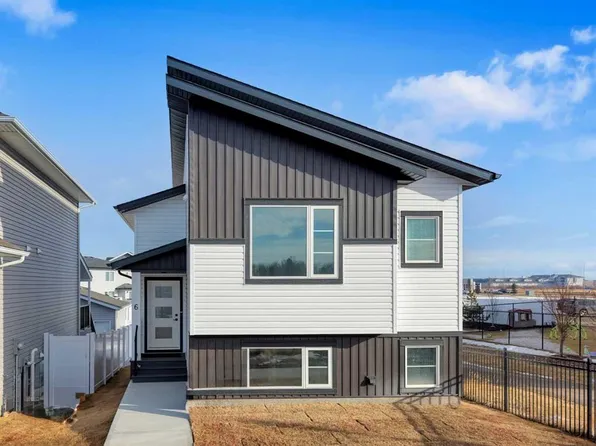 6 S Memorial Pkwy, Red Deer County, AB T4E 3B7