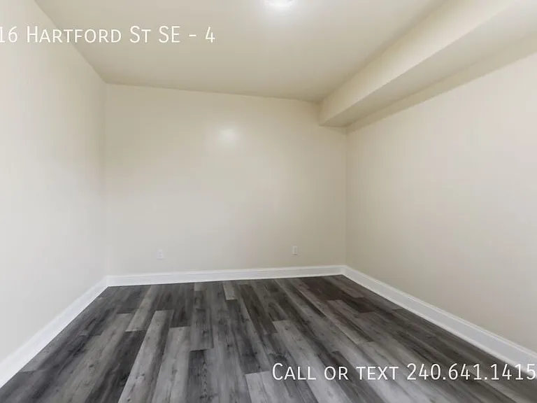 2816 Hartford St SE #4 — Photo 10