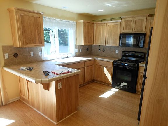 3rd image of 10408 NE 93rd Ave
