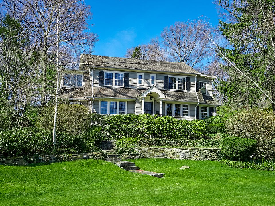 1st image of 19 Dogwood Ln